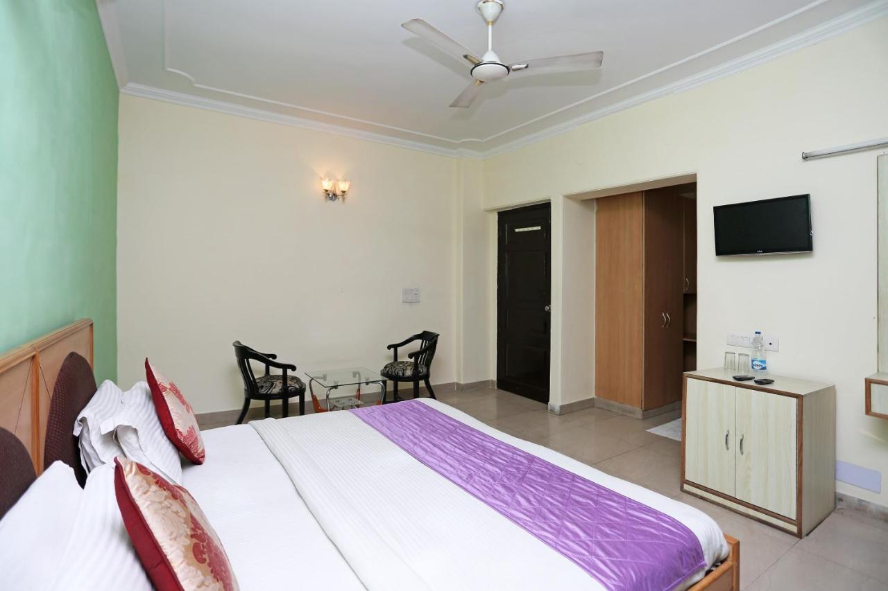 Oyo Near Mg Road Near Aravali Biodiversity Park Gurgaon Exterior foto